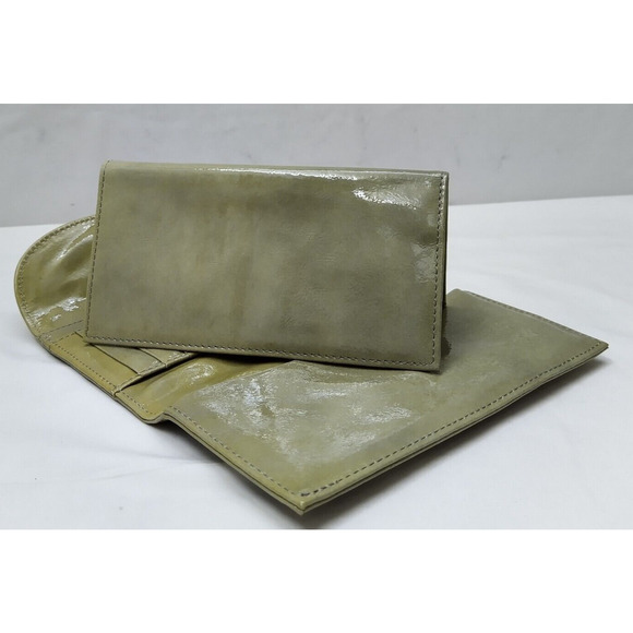 Dooney & Bourke Gray Patent Leather Checkbook Credit Card Trifold Wallet - Picture 11 of 16